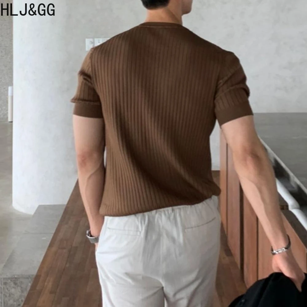 HLJ&GG 2023 Vestuário masculino de Luxo de Malha Camisas Polo coreano Distribuído O Pescoço de Cor Sólida Manga Curta Tops para Homens Respirável M-2XL - 1